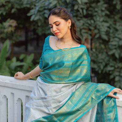 Charming Rama  Soft Banarasi Silk Saree With Pretty Blouse Piece